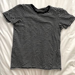 Used everlane striped b&w petite tee, size small